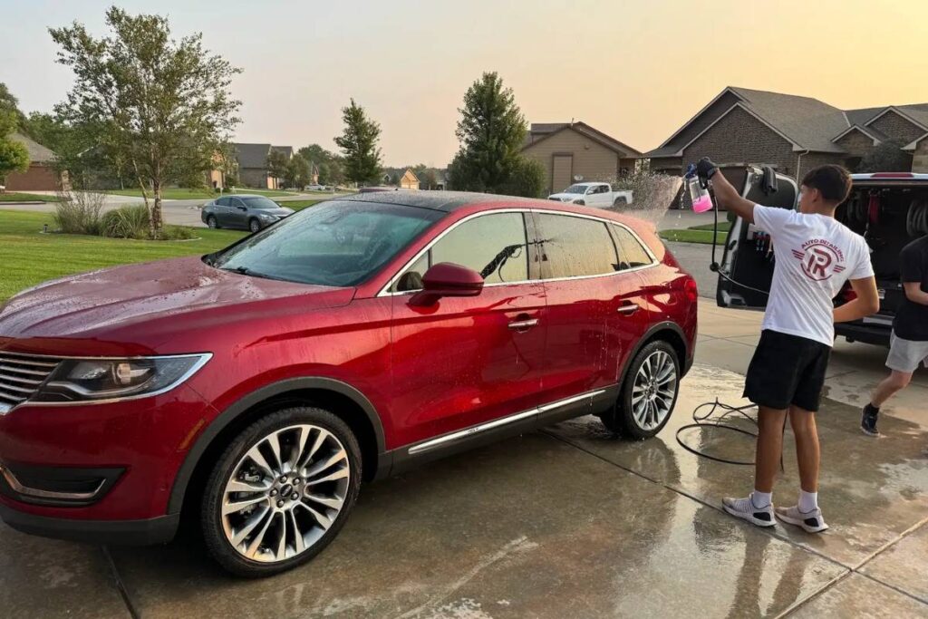 what’s included in a professional auto detailing service (2)