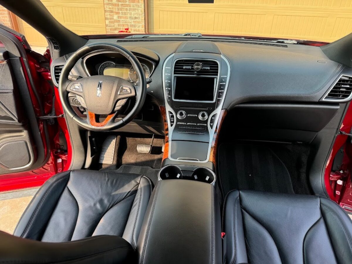 auto interior detailing