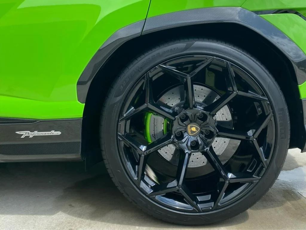 automotive exterior detailing