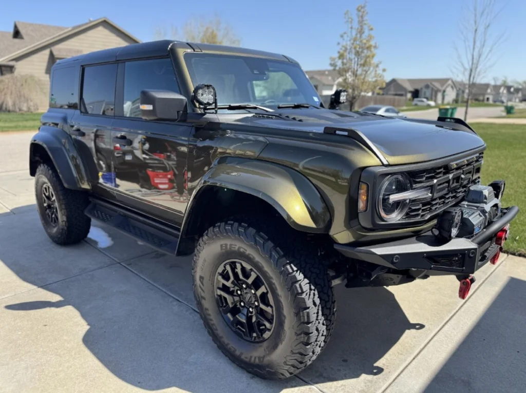 black jeep